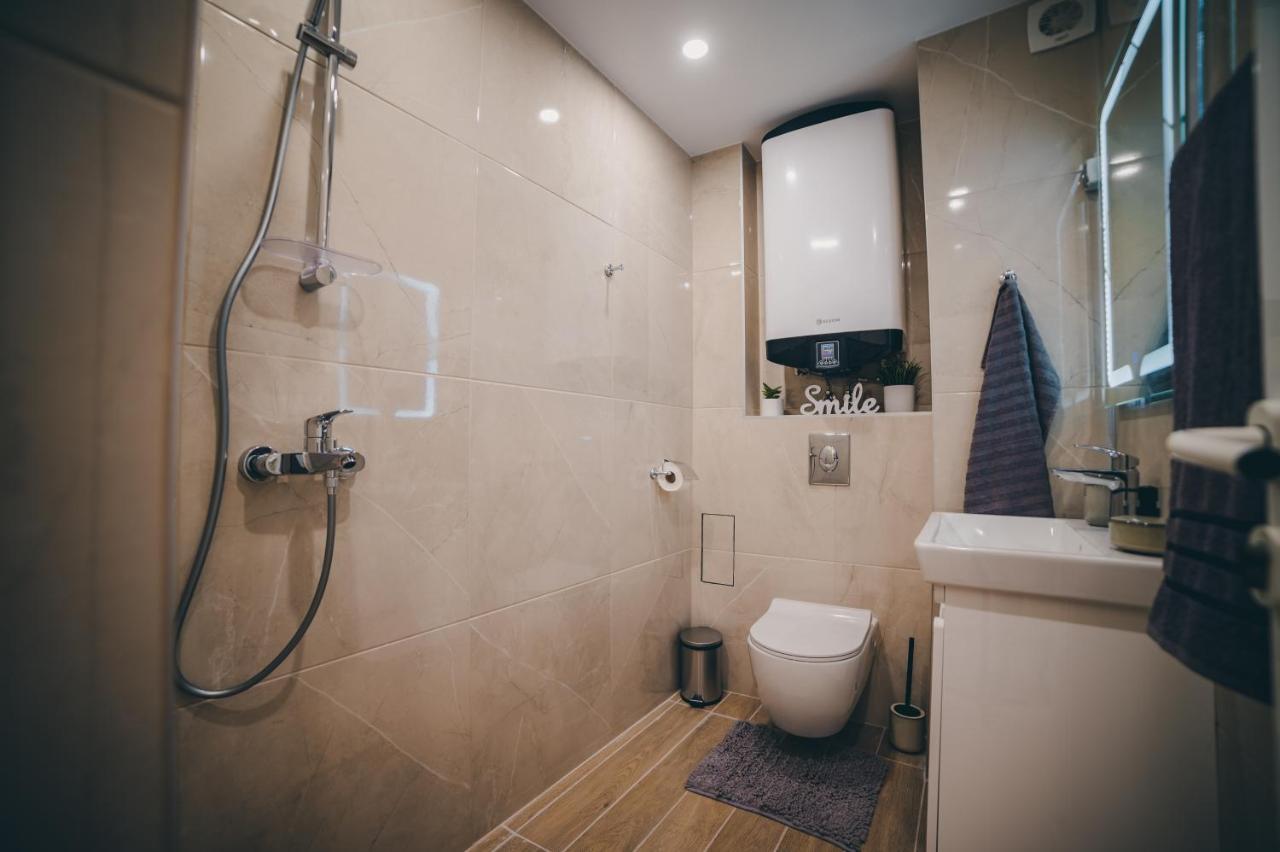 Unbeatable Location: New & Comfy Apartment Varna Exterior foto